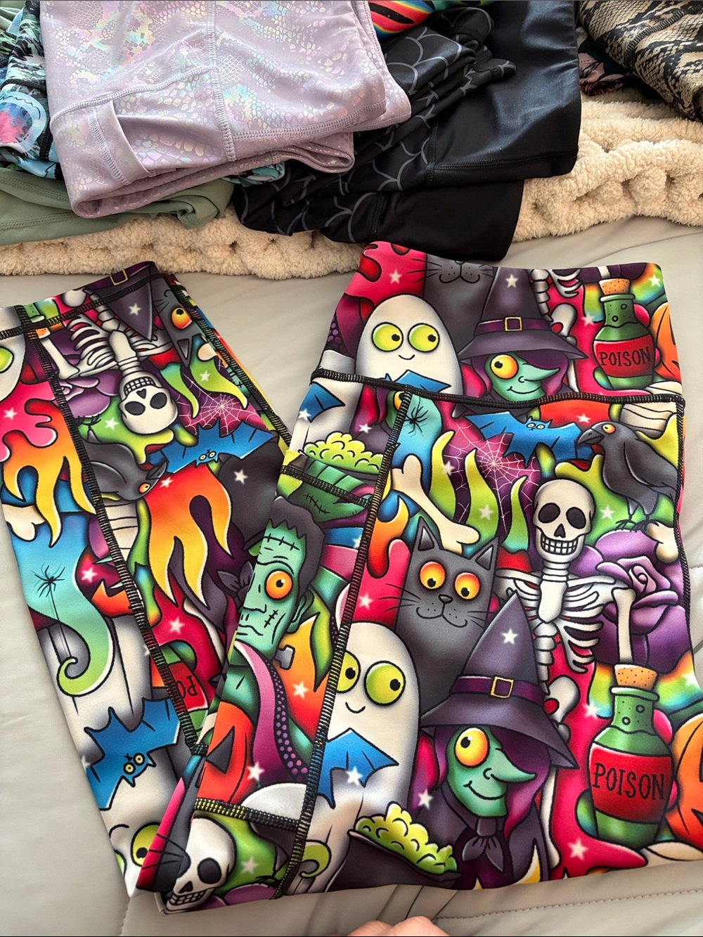 Constantly Varied Gear Halloween Cartoon Print Leggings - Multi